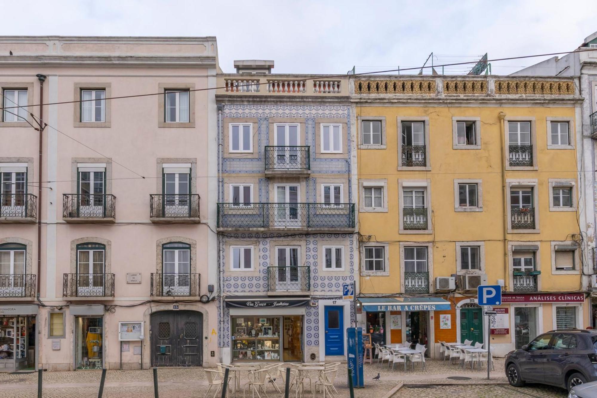 Superb Apartments Overlooking Graca In 리스본 외부 사진