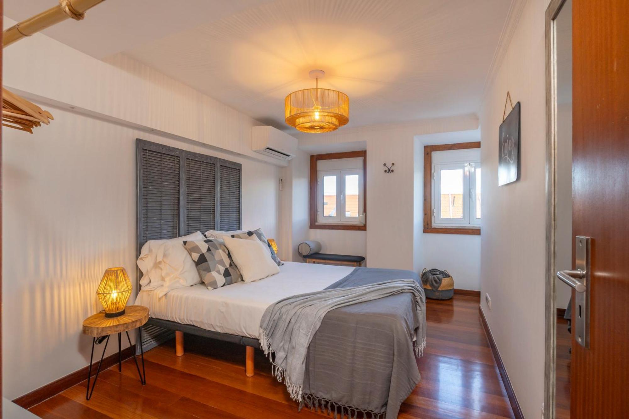 Superb Apartments Overlooking Graca In 리스본 외부 사진