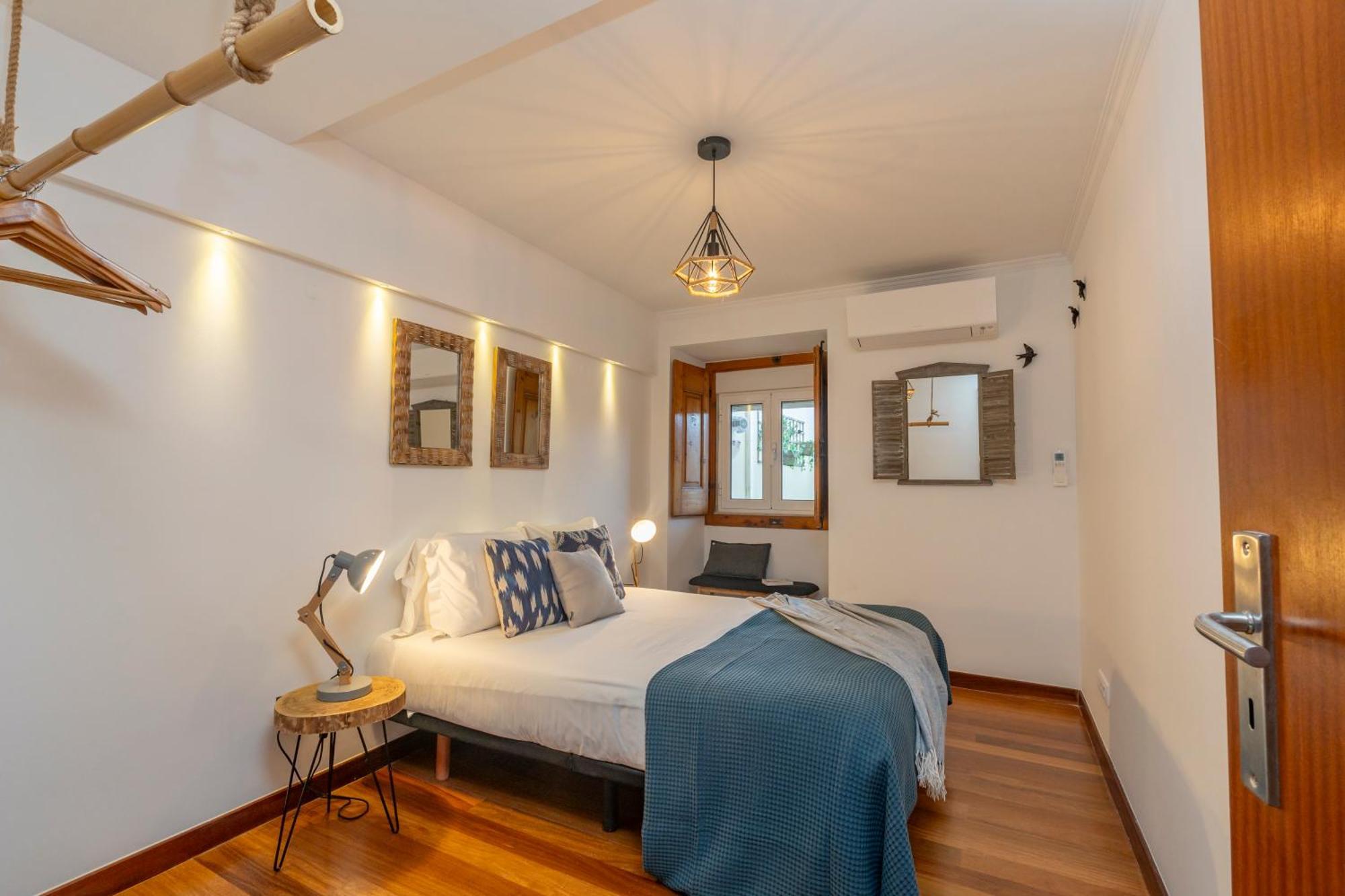 Superb Apartments Overlooking Graca In 리스본 외부 사진