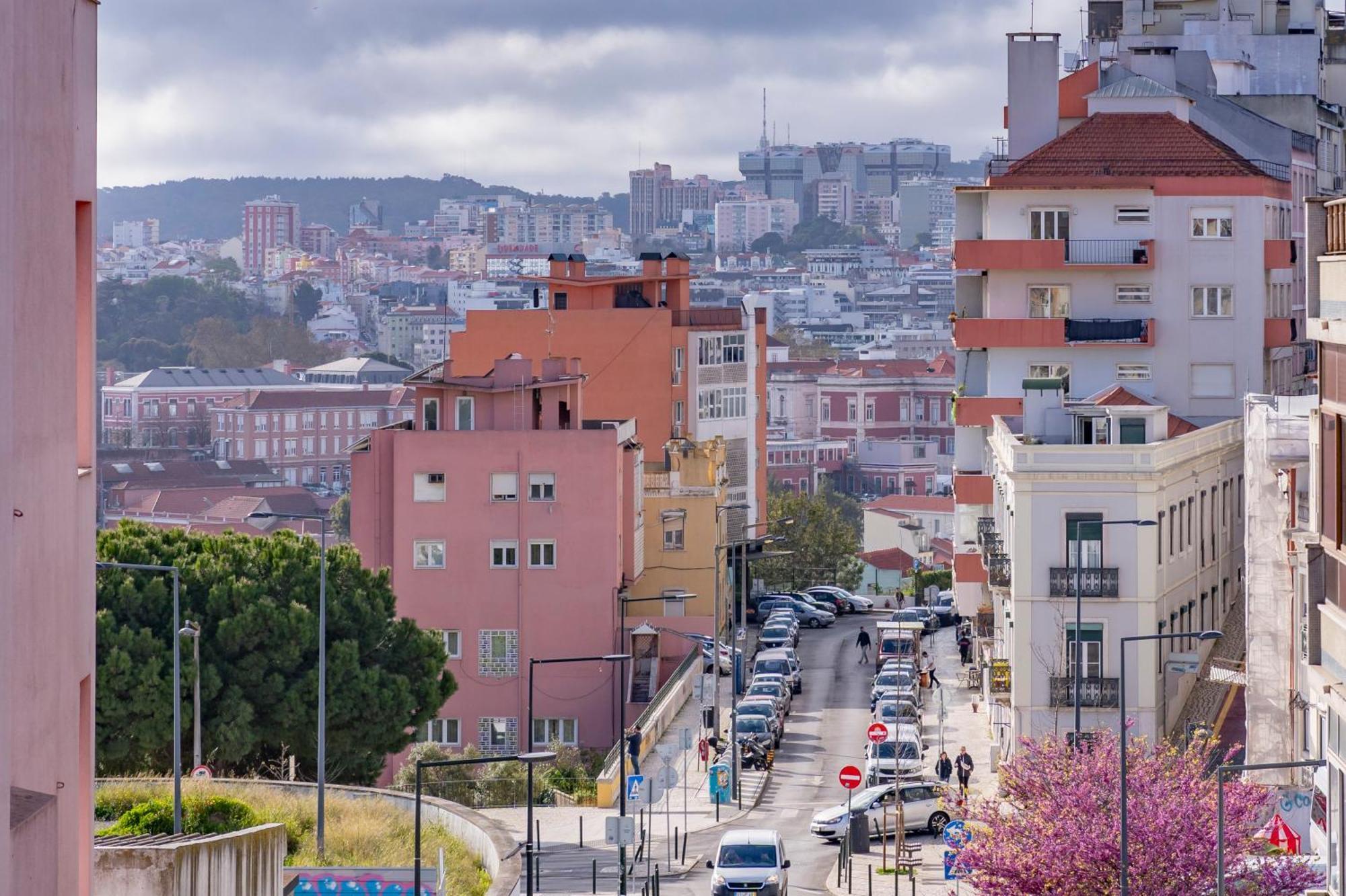 Superb Apartments Overlooking Graca In 리스본 외부 사진